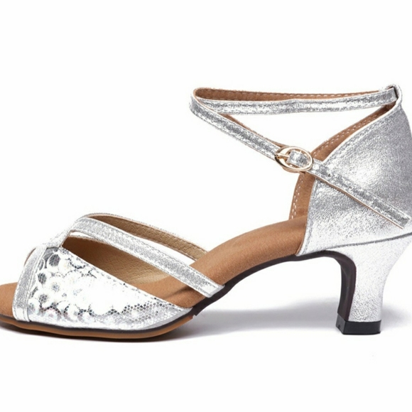 Womens size 8.5 (Eur 40) Silver Dress Shoes - Picture 2 of 7